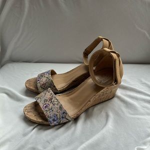 Naturalizer Areda Sandals Size 8 wide